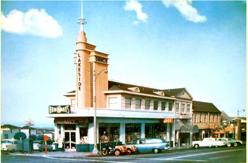 lakesidemedicalbldg_1956.jpg